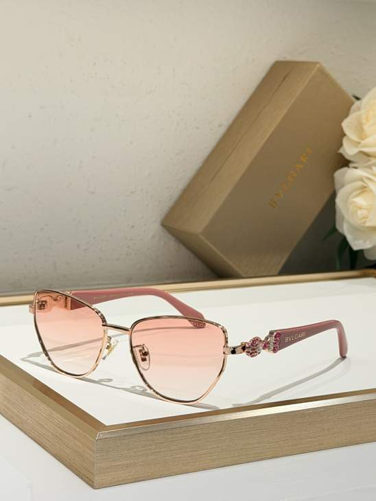 Picture of Bvlgari Sunglasses _SKUfw79165083fw